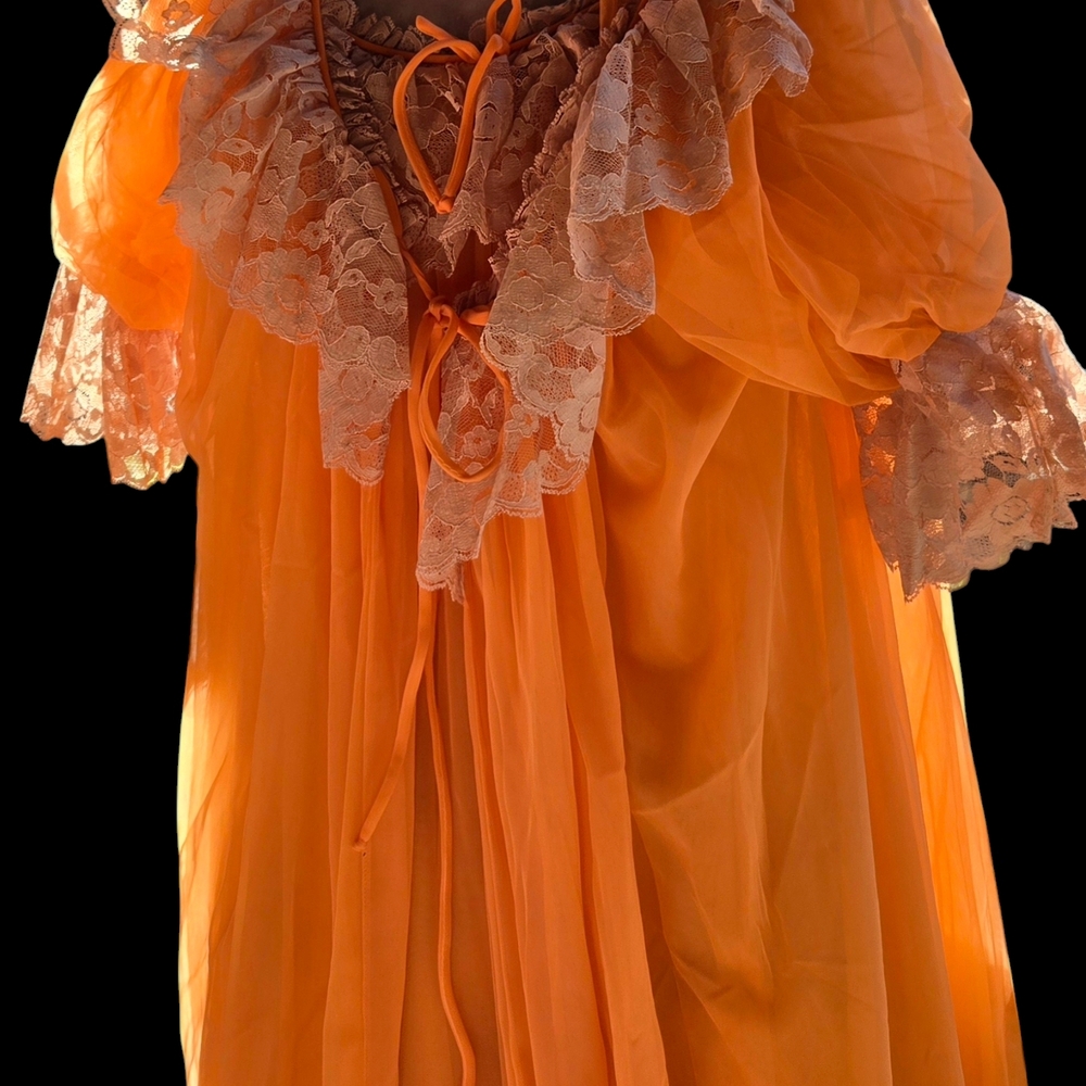 Vintage Ro-vel California Orange Gown Robe Pegnoir Lace Trimmed